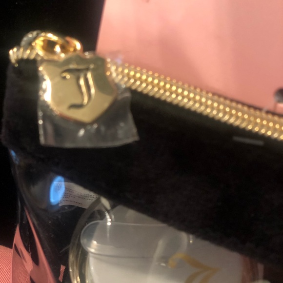 Juicy Couture Compression Pump Travel Jars in Cosmetic Case & Eau de Toilette - Picture 6 of 7